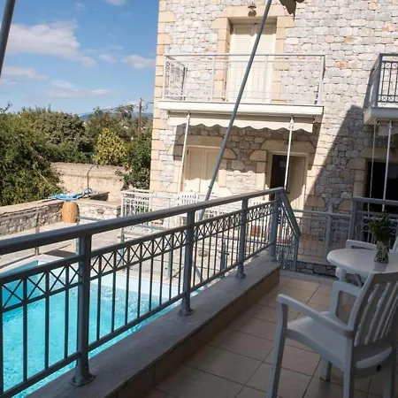 Manoleas - 7 Appartement