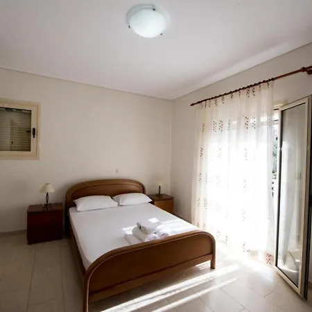 Manoleas - 7 Appartement Stoúpa