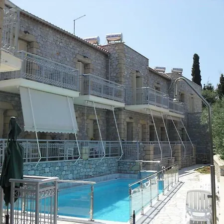 Manoleas - 7 Stoupa