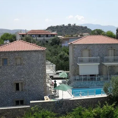 Manoleas - 7 * Stoupa