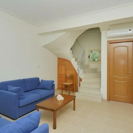 Manoleas - 7 *